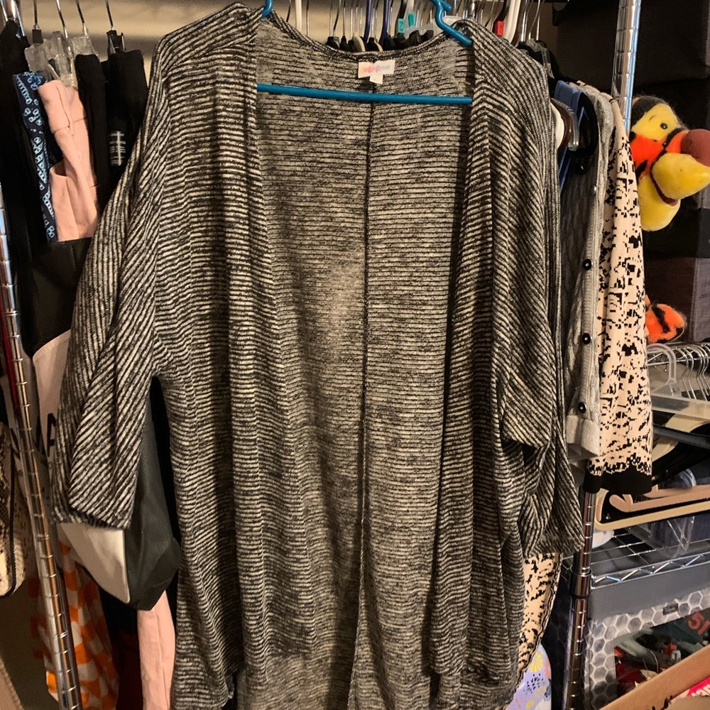 L Blk/Gray Lindsay LuLaRoe